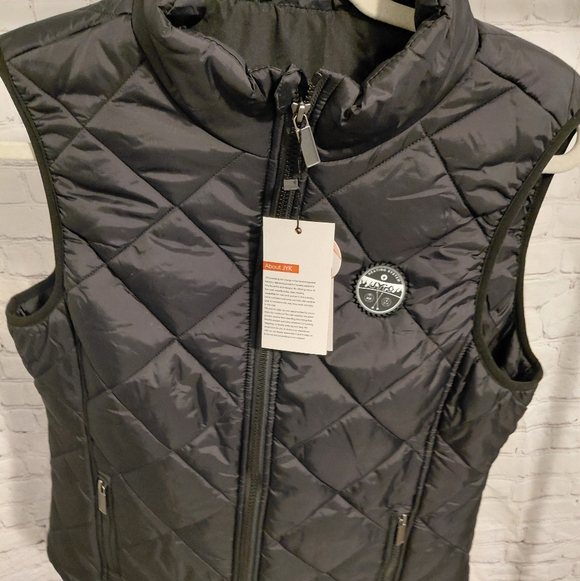 JYK Black Quilted Vest With Battery. - Picture 3 of 9